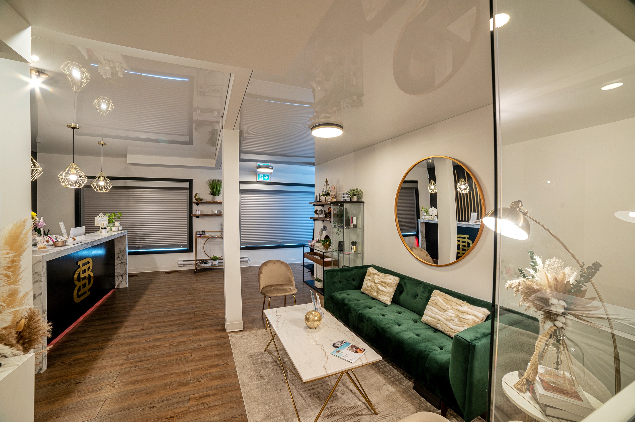 Commercial lounge sitting area option with premium ceiling and lighting