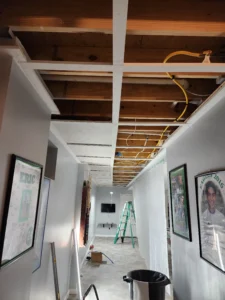 Ceiling tile installatio